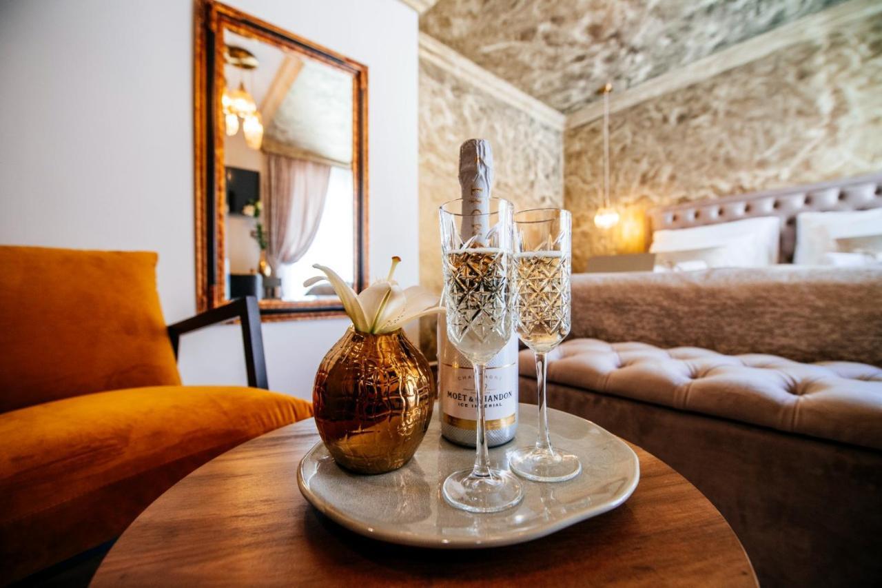 Luxury Rooms Vindemiae زادار المظهر الخارجي الصورة
